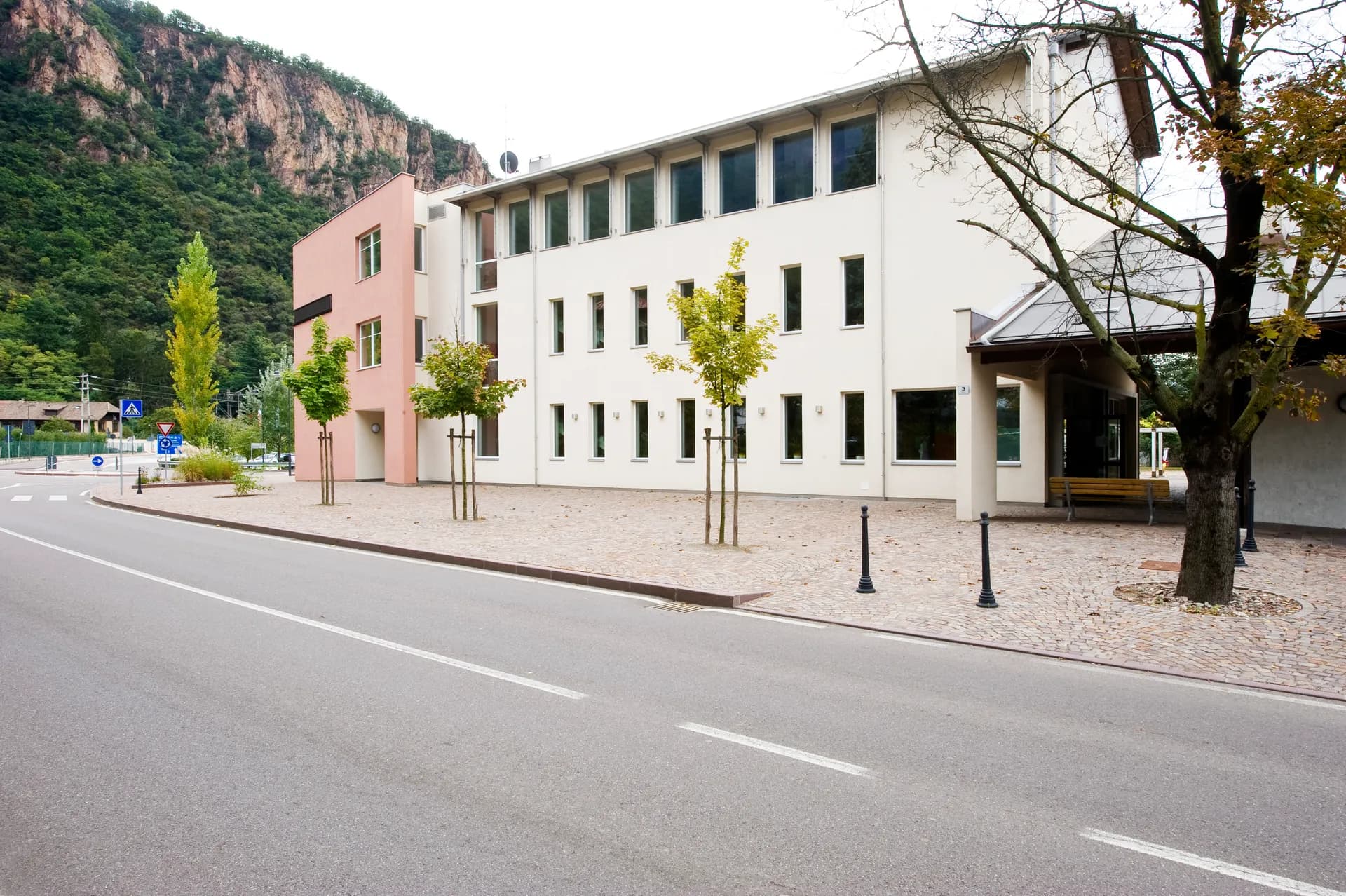Musikschule und Erweiterung Grundschule, Terlan — 1