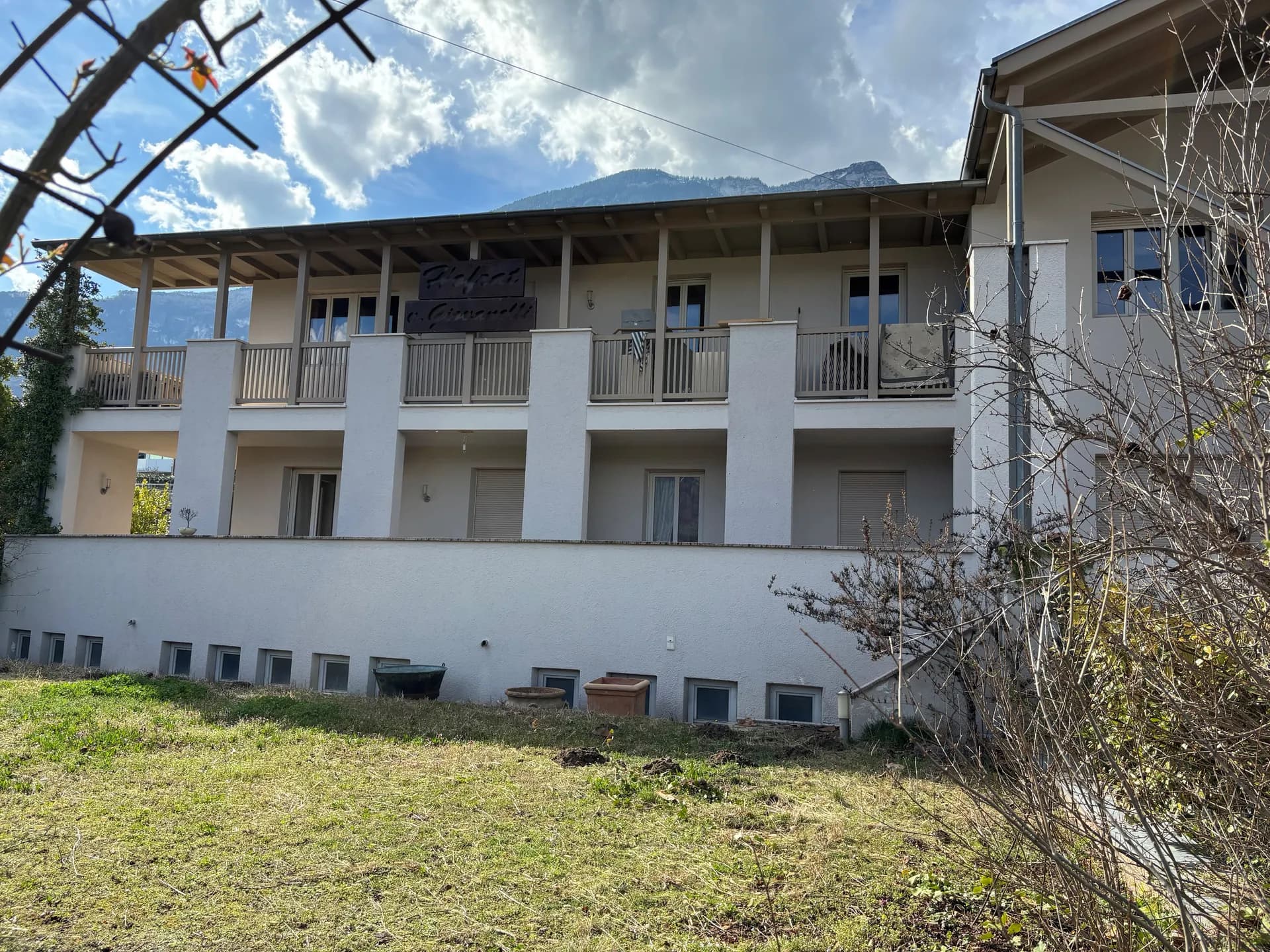 Geschlossener Hof, Tramin — 3